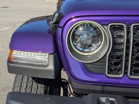 New 2026 Jeep Gladiator Sport image 9