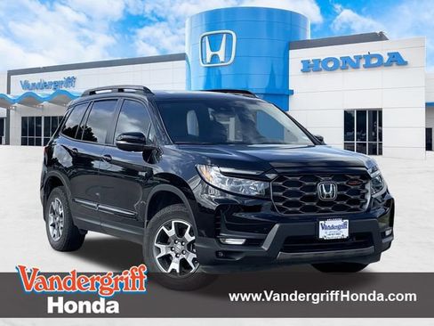Used 2023 Honda Passport TrailSport image 1