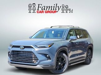 New 2026 Toyota Grand Highlander Limited video 1