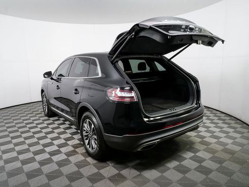 Used 2021 Lincoln Nautilus Reserve image 32