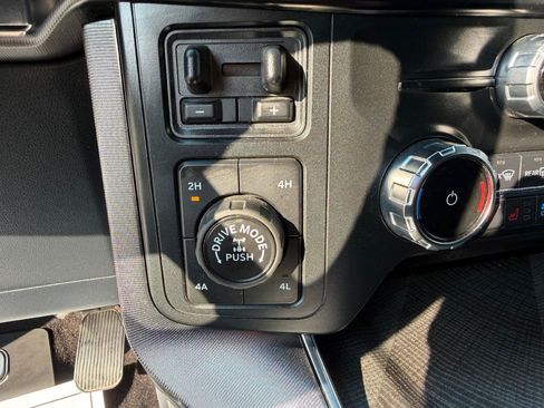 Used 2022 Ford F150 Platinum w/ Equipment Group 701A High AWD/4WD image 26