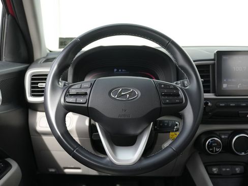Used 2023 Hyundai Venue SEL w/ Cargo Package image 39