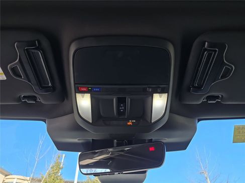 Used 2025 Subaru Forester Premium w/ Convenience Package #1 image 26