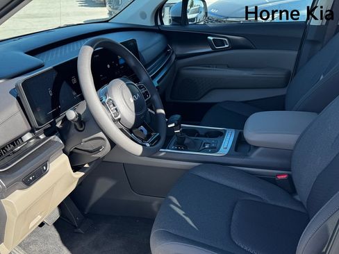 New 2026 Kia Carnival LX image 10