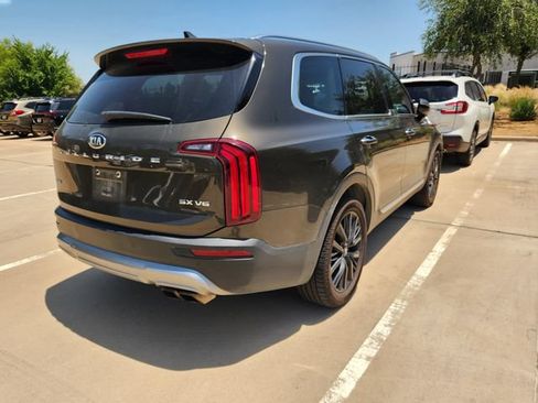 Used 2020 Kia Telluride SX w/ SX Prestige Package AWD/4WD image 11
