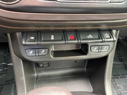 Used 2022 GMC Canyon AT4 w/ Trailering Package AWD/4WD image 38