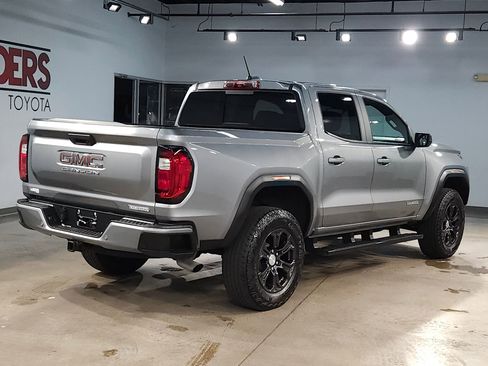 Used 2024 GMC Canyon Elevation w/ Elevation Premium Package image 7