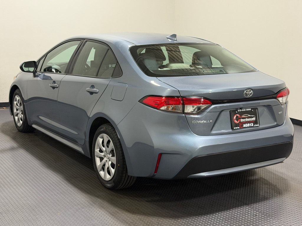 Used 2020 Toyota Corolla LE FWD image 6
