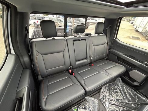 New 2026 Ford F250 Lariat w/ Black Appearance Package AWD/4WD image 34
