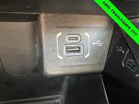 Used 2024 Jeep Compass Trailhawk image 24