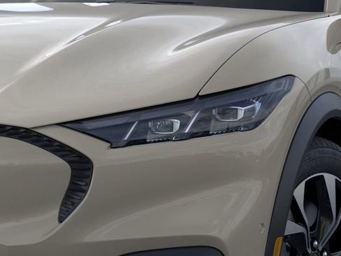 Used 2025 Ford Mustang Mach-E Select image 19