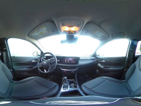 Used 2025 Buick Encore GX Preferred FWD image 42