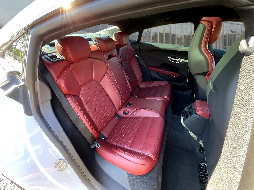 Used 2024 Audi e-tron GT Premium Plus w/ Performance Package AWD/4WD image 26