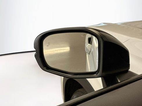 Used 2024 Honda HR-V Sport image 16
