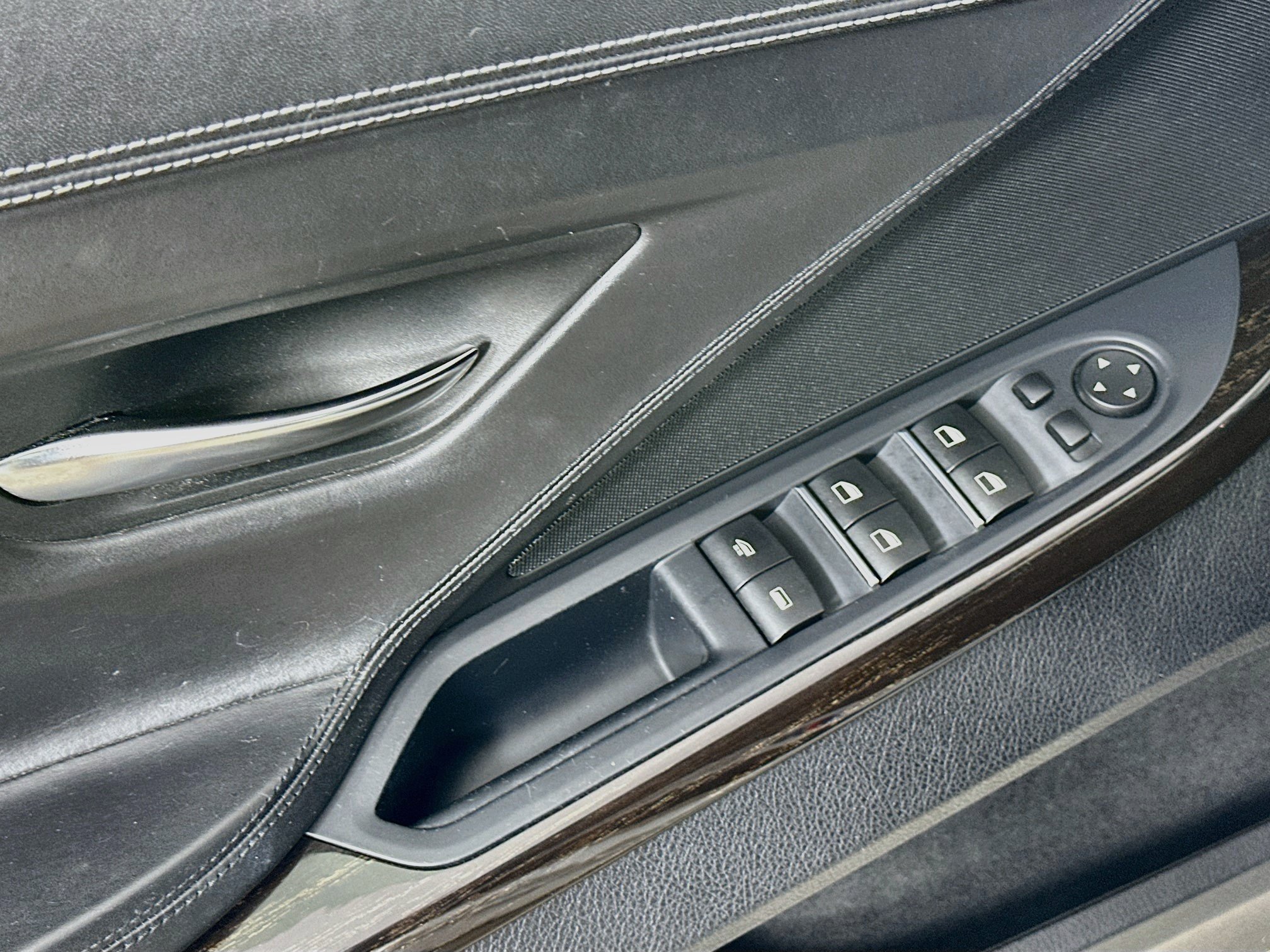 Used 2012 BMW 650i xDrive Convertible AWD/4WD image 23