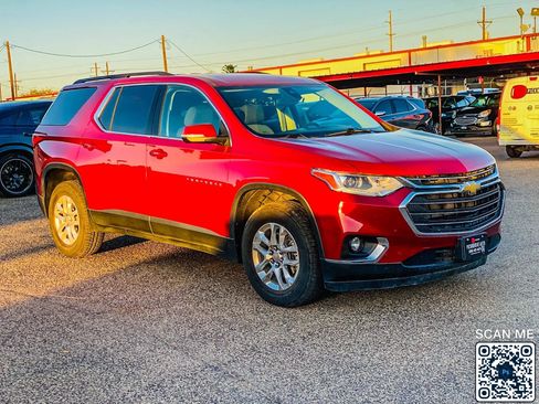 Used 2021 Chevrolet Traverse LT image 10