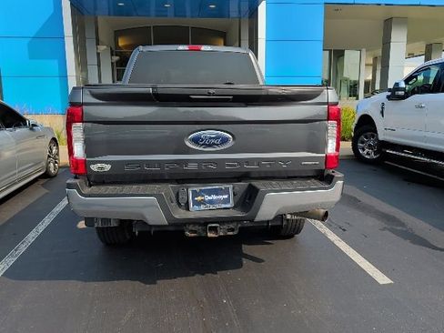 Used 2017 Ford F250 XLT AWD/4WD image 12