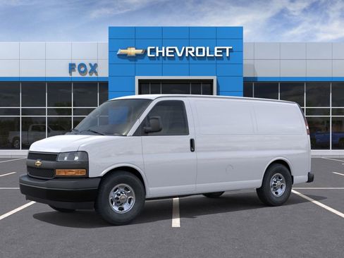 New 2026 Chevrolet Express 3500 image 2
