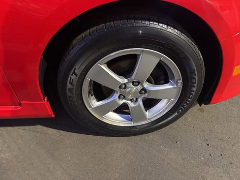 Used 2016 Chevrolet Cruze LT w/ Sun And Sound Package image 29