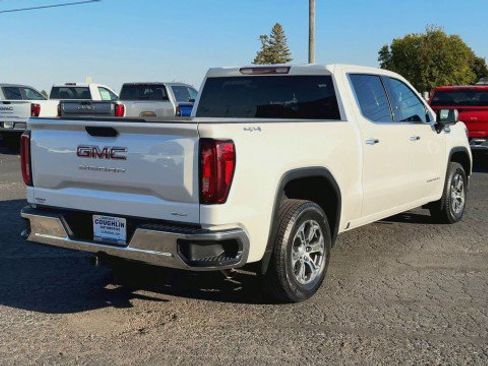 Certified 2023 GMC Sierra 1500 SLT w/ Max Trailering Package image 8