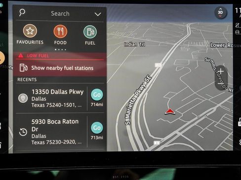 Used 2021 Jaguar F-PACE R-Dynamic S image 28