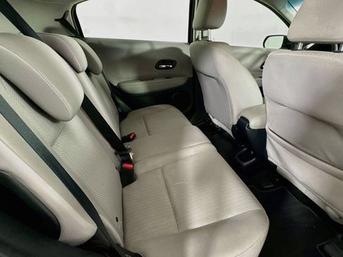 Used 2016 Honda HR-V LX image 29