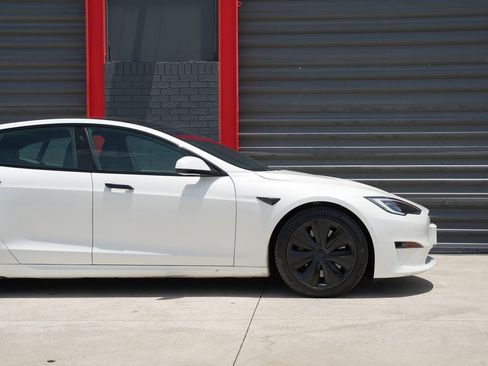 Used 2023 Tesla Model S AWD/4WD image 5