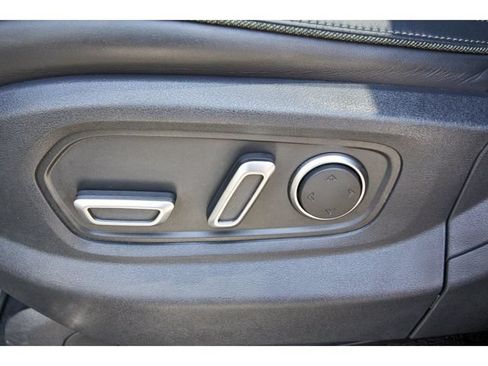 Used 2025 Rivian R1T Adventure AWD/4WD image 26