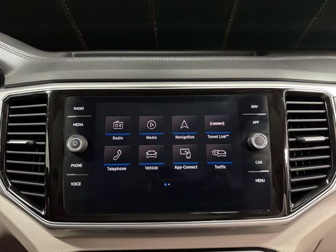 Used 2019 Volkswagen Atlas SEL R-Line AWD/4WD image 21