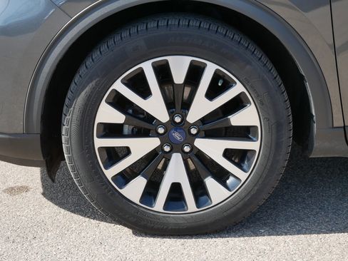 Used 2020 Ford Escape SE Sport AWD/4WD image 9