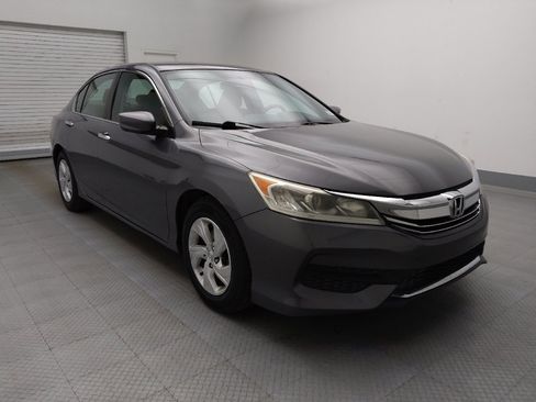 Used 2016 Honda Accord LX image 13