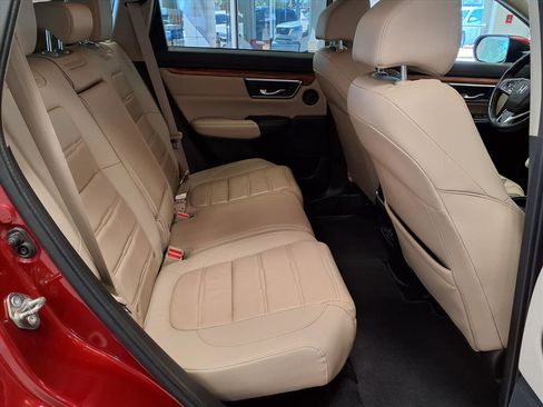 Used 2019 Honda CR-V Touring image 14