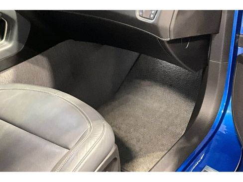 Used 2015 Chevrolet Corvette Z06 w/ 3LZ Preferred Equipment Group RWD image 34