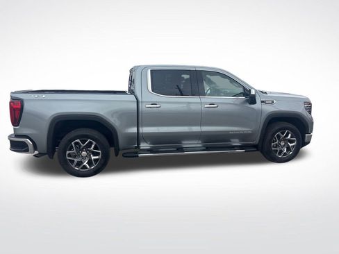 New 2026 GMC Sierra 1500 SLT image 7