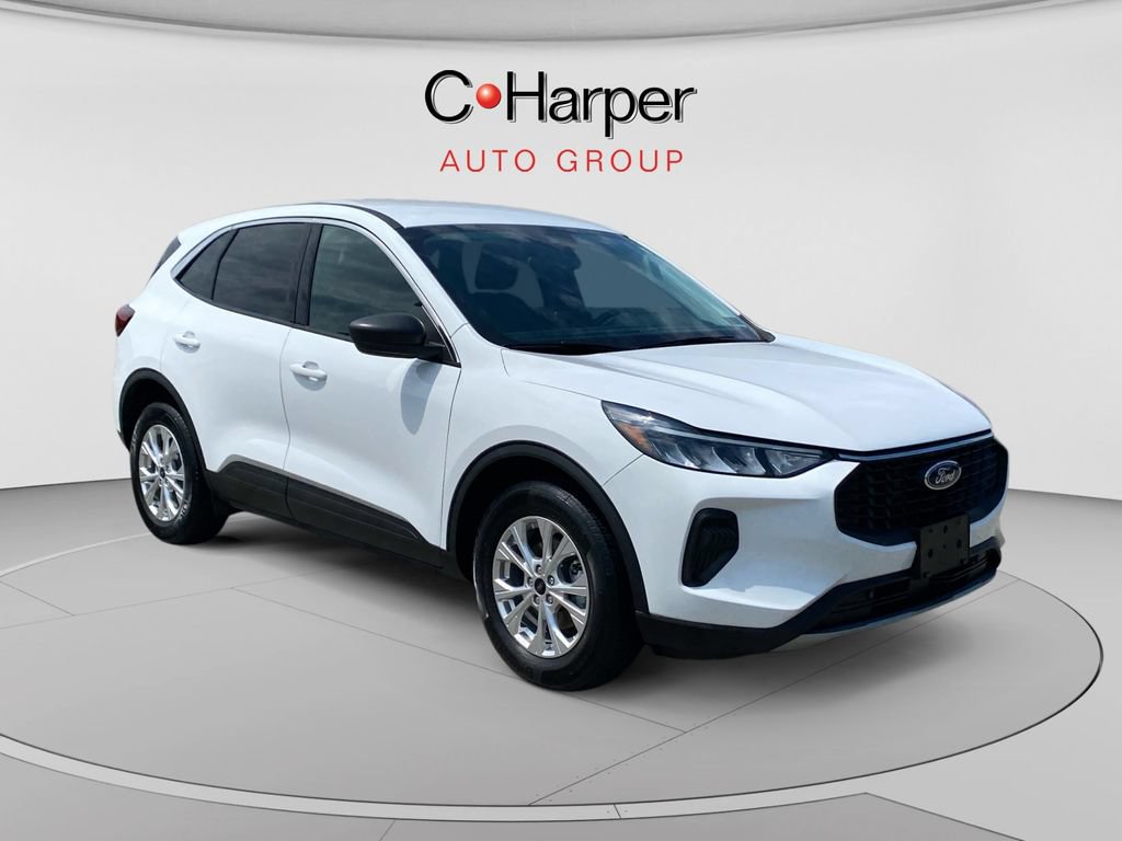 Used 2023 Ford Escape Active AWD/4WD image 1