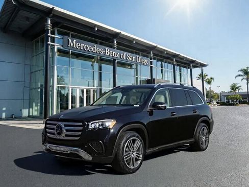 New 2026 Mercedes-Benz GLS 450 4MATIC image 1
