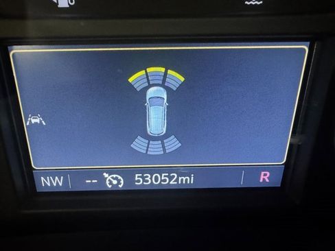 Used 2024 Buick Enclave Essence w/ Experience Buick Package image 16