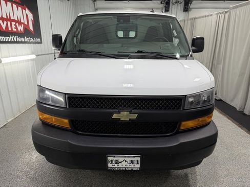 Used 2019 Chevrolet Express 2500 image 2