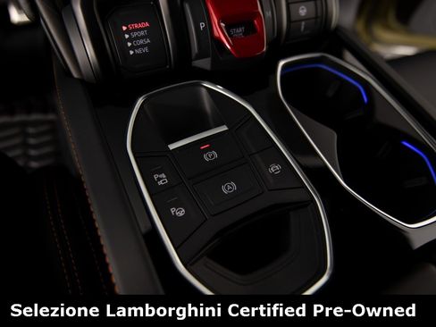 Used 2024 Lamborghini Urus S image 26
