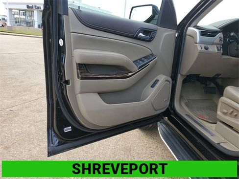 Used 2017 GMC Yukon SLT w/ HD Trailering Package image 22