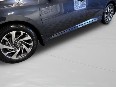 Used 2017 Honda Civic EX image 13