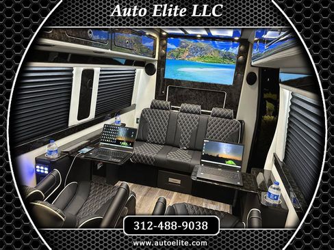 Used 2024 Mercedes-Benz Sprinter 3500 image 1