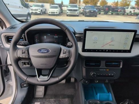 New 2025 Ford Maverick XLT w/ XLT Luxury Package image 17