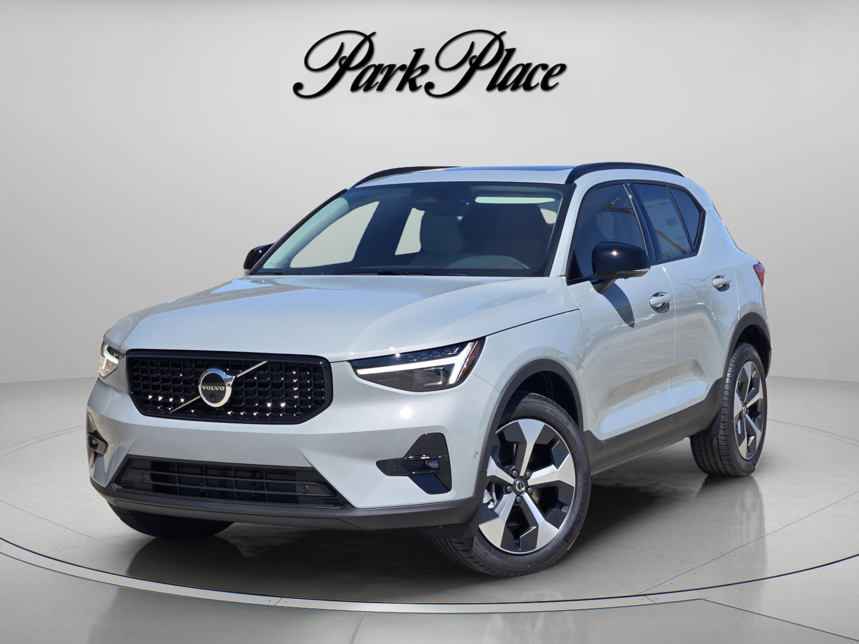 Used 2026 Volvo XC40 B5 Plus w/ Protection Package Premier AWD/4WD image 1