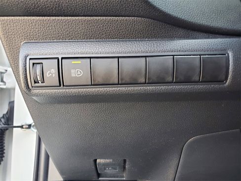 Used 2021 Toyota Corolla SE image 20