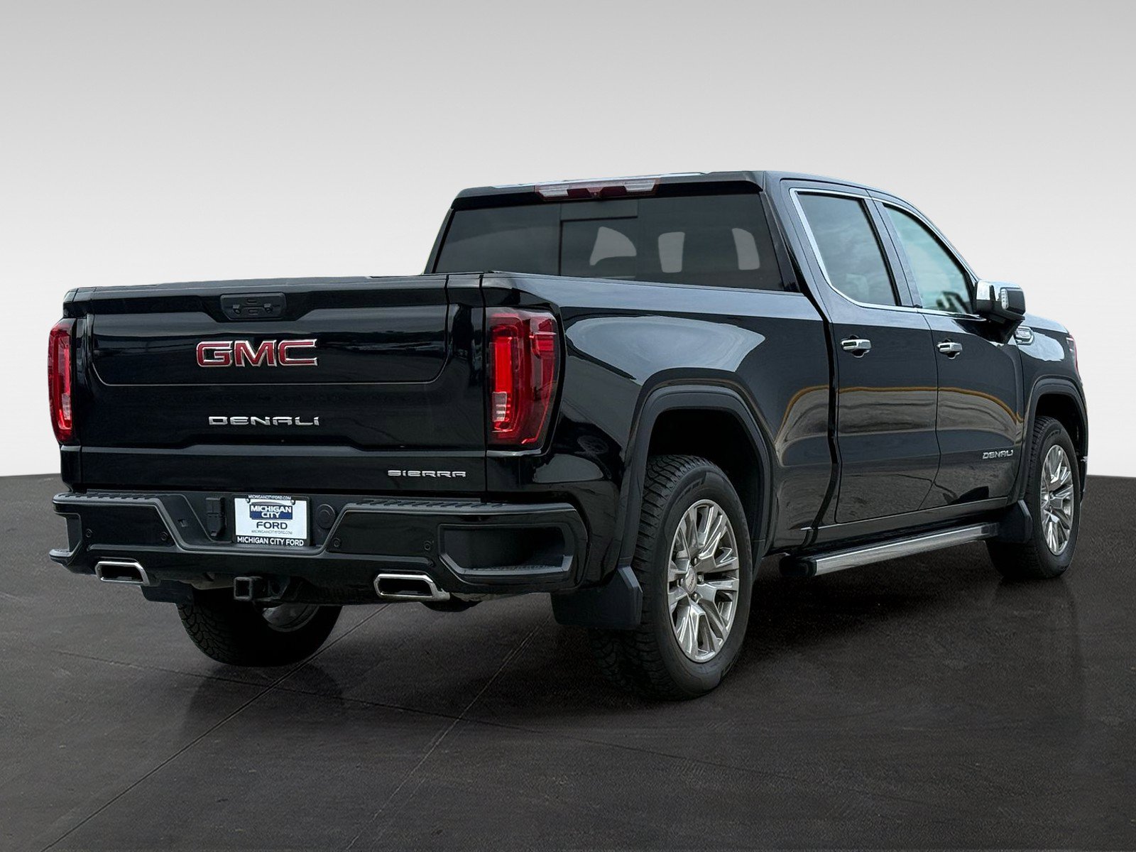 Used 2022 GMC Sierra 1500 Denali AWD/4WD image 5