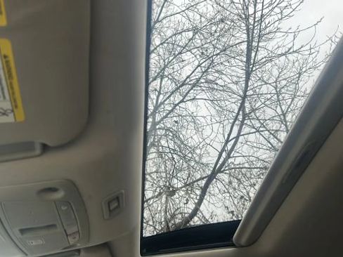 Used 2018 Nissan Pathfinder SL w/ SL Premium Package image 26