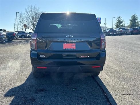 Used 2023 Chevrolet Suburban RST w/ Luxury Package image 6