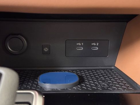 New 2026 Nissan Pathfinder Platinum image 38