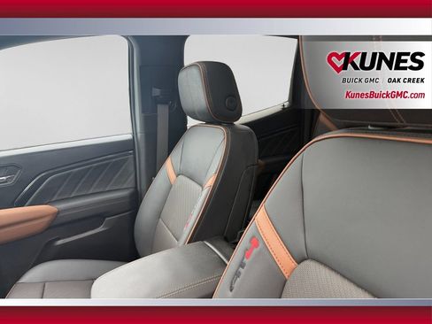 Used 2024 GMC Canyon AT4 w/ AT4 Premium Package AWD/4WD image 23